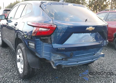 2024 Chevrolet Trax Fwd Sp z USA, uszkodzony, nr VIN KL77LFE23RC113758